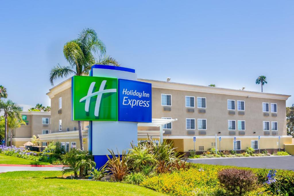 Holiday Inn Express San Diego SeaWorld an IHG Hotel Main image 1